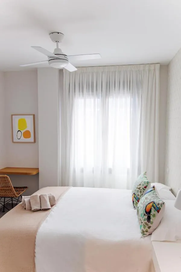 New Stylish 2 Bedroom Apt Las Palmas / Gran Canaria Apartment